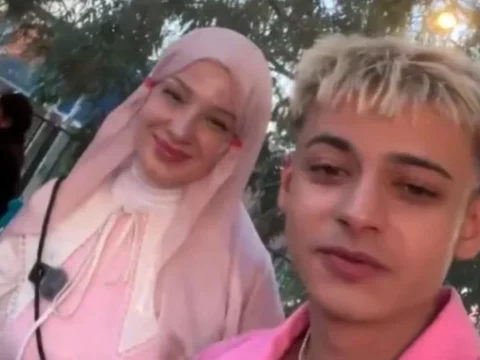Fatma soydas ve zebani efe sevgili mi oldu yanit geldi q8rpPX8g